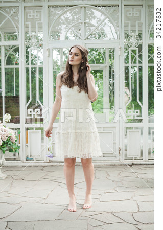 Pretty Young Woman, full-length portrait 34217832