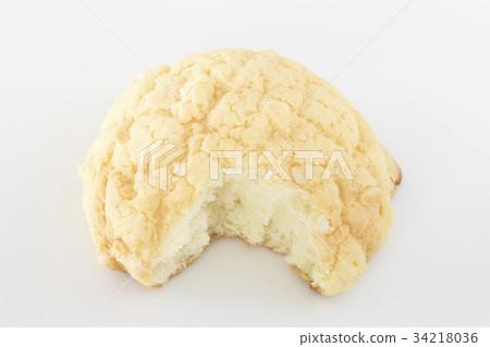 Eating melon bread 34218036