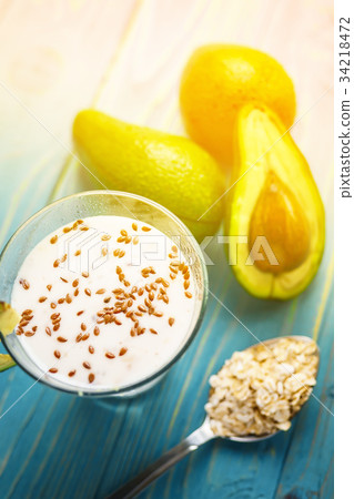 Healthy food. Dietary breakfast or snack. Green Healthy food. Dietary breakfast or snack. Green 34218472