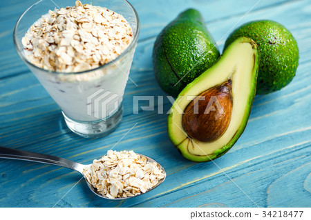 Healthy food. Dietary breakfast or snack. Green Healthy food. Dietary breakfast or snack. Green 34218477