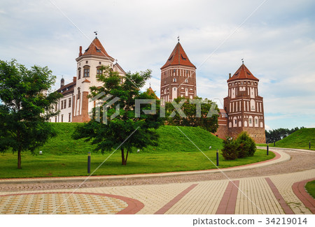 Ancient medieval castle 34219014