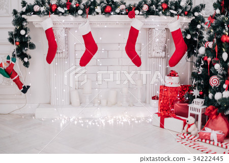 decorating christmas tree at home decorating christmas tree at home 34222445