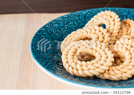 Butter Chakli with spicy famous South Indian Snack Butter Chakli with spicy famous South Indian Snack 34222796