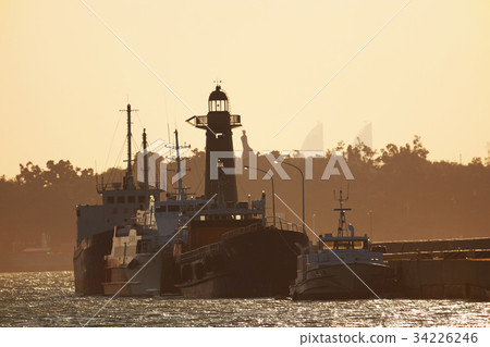 黃昏的燈塔 34226246