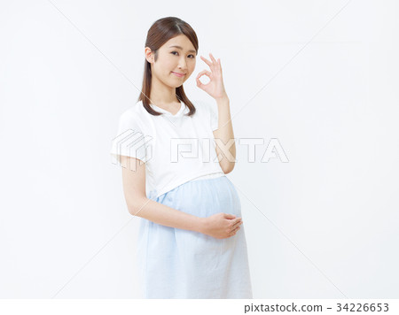 Pregnant woman OK 34226653