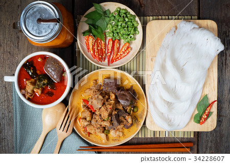 Thai Food : "Kanom Jeen Nam Ya Kai" Thai Food : "Kanom Jeen Nam Ya Kai" 34228607