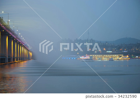 N Seoul Tower, Banpo Bridge, Riverside North Road, Yongsan-gu, Han River, Seoul 34232590