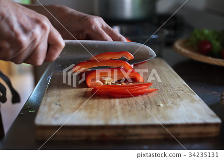 祖母做飯 34235131