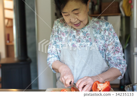 祖母做飯 祖母做飯 34235133