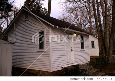 Lodge, USA, Kentucky, Mammoth Cave Mommoth Cave National Park 34236993