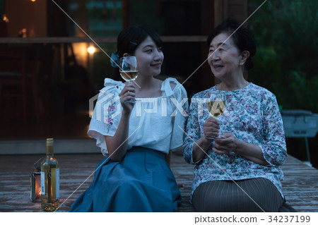 祖母孫女酒吐司 祖母孫女酒吐司 34237199