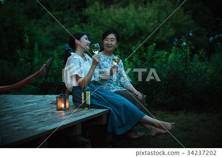 祖母孫女酒吐司 祖母孫女酒吐司 34237202