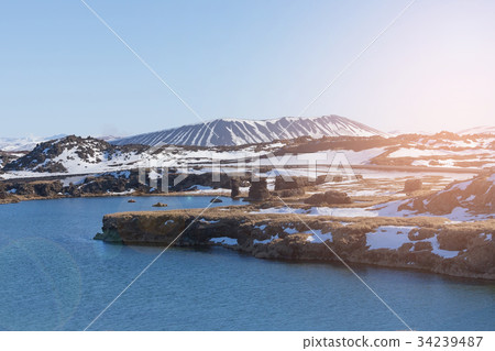 Iceland volcano beautiful winter season 34239487