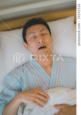 住院 男人 男 34242328