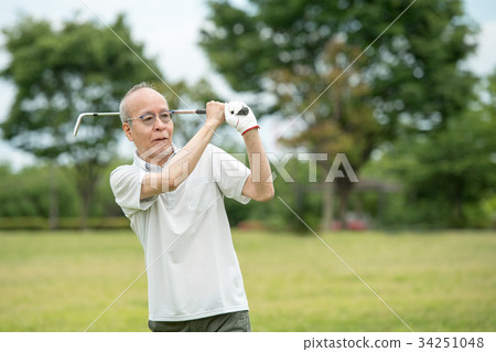 高爾夫活躍高級高爾夫球場圖像 34251048