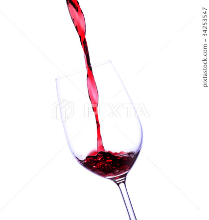 Red wine in glass 34253547