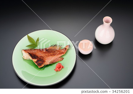 與三文魚的烤紅色魚 34256201