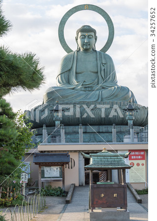 Takaoka Daibutsu 34257652