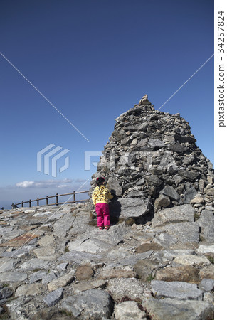 Chongryongbong，Deogyusan，Muju-gun，Jeonbuk 34257824