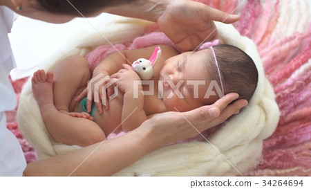 Mom And Her Tiny Newborn Baby's. Mom And Her Tiny Newborn Baby's. 34264694