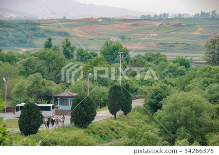 Border with North Korea 34266378