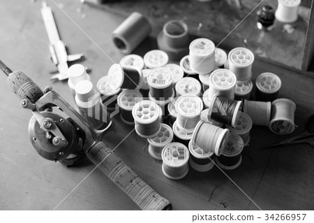 Thread winding 34266957