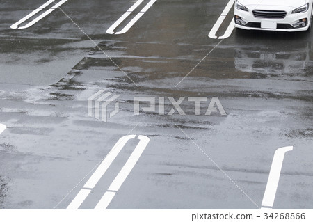 Rainy parking lot 34268866