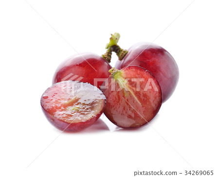 grape isolated on white grape isolated on white 34269065