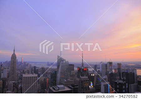 Buildings in manhattan 34270582