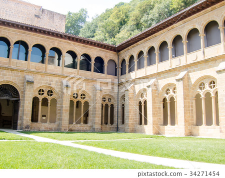 Historic building in San Sebastian, Spain Stone Corridor around Lawn Courtyard Historic building in San Sebastian, Spain Stone Corridor around Lawn Courtyard 34271454