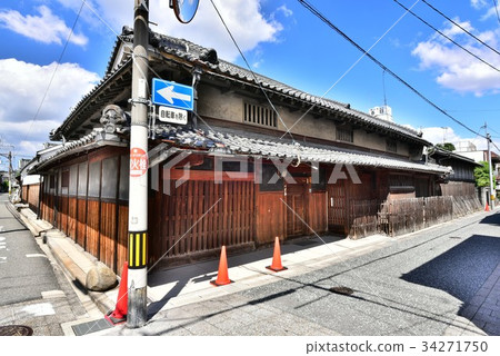 Town house in Teraiuchi Town Tondabayashi 34271750