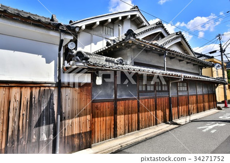 Town house in Teraiuchi Town Tondabayashi 34271752