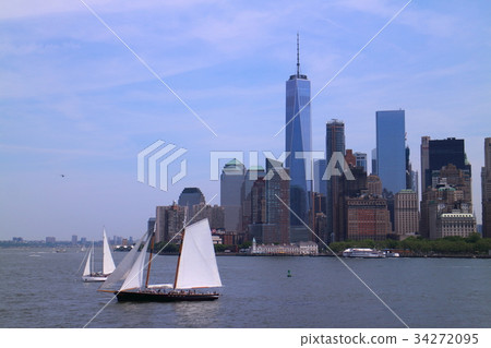 New York, Waterscape, Sailing Ship and Skyscraper 34272095