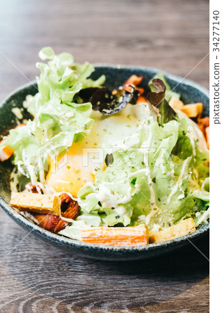 Caesar salad 34277140