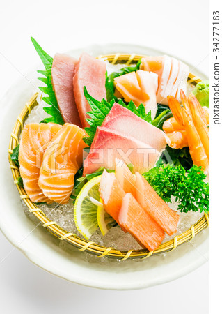 Mixed sashimi set 34277183