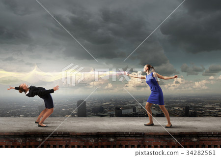 Let's make it clear 34282561