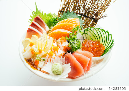Raw and fresh mixed sashimi with salmon , tuna , hamaji and other Raw and fresh mixed sashimi with salmon , tuna , hamaji and other 34283303
