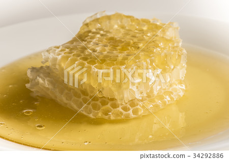 Honey, honeycomb 34292886