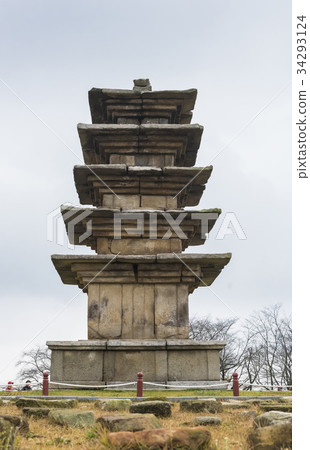 Iksan Wanggungri Five Storied Pagoda (National Treasure No. 289), Iksan Wanggungri Ruins, Baekje Historical Site, Iksan City, Jeonbuk Province 34293124