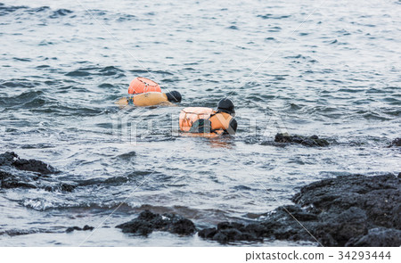 A sea woman, Jeju island 34293444