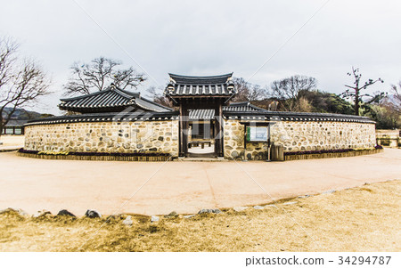 Seosan Haemi-eupseong (Historic Site No. 116), Seosan City, Chungnam Seosan Haemi-eupseong (Historic Site No. 116), Seosan City, Chungnam 34294787