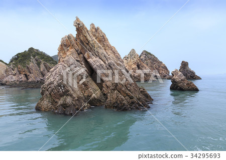 Hongdo, Daedouhae Marine National Park, Sinan County, Jeonnam 34295693