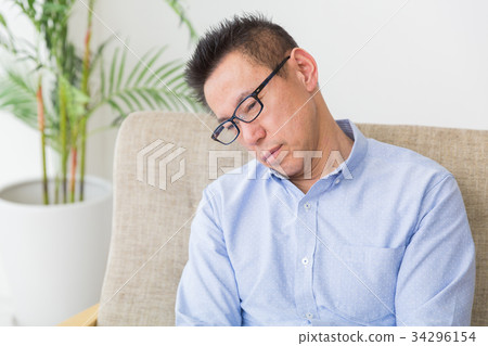 累了的中間人 累了的中間人 34296154