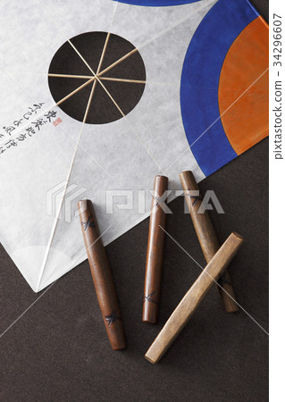 윷, Shield Yan 윷, Shield Yan 34296607