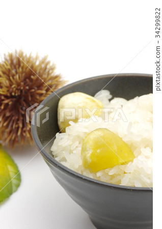 Chestnut rice with red beans 34299822