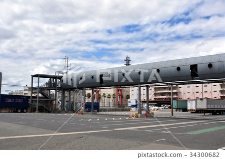 Boarding Bridge at Kobe Sannomiya Ferry Terminal 34300682