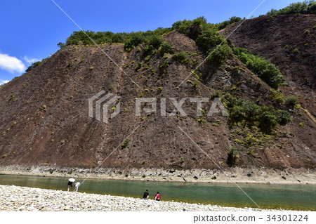 Monolith of the Koza River in Wakayama Prefecture 34301224