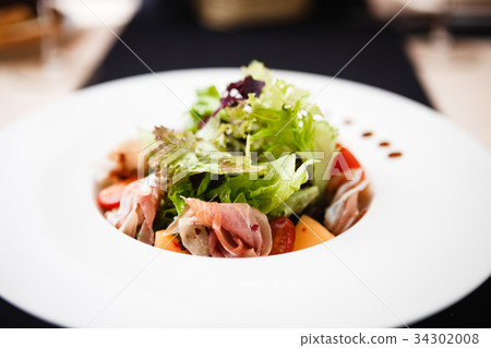Green salad with ham Green salad with ham 34302008