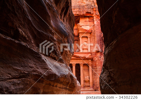 Al Khazneh - the treasury, ancient city of Petra Al Khazneh - the treasury, ancient city of Petra 34302226