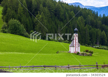 San Giovanni church in Ranui San Giovanni church in Ranui 34303524